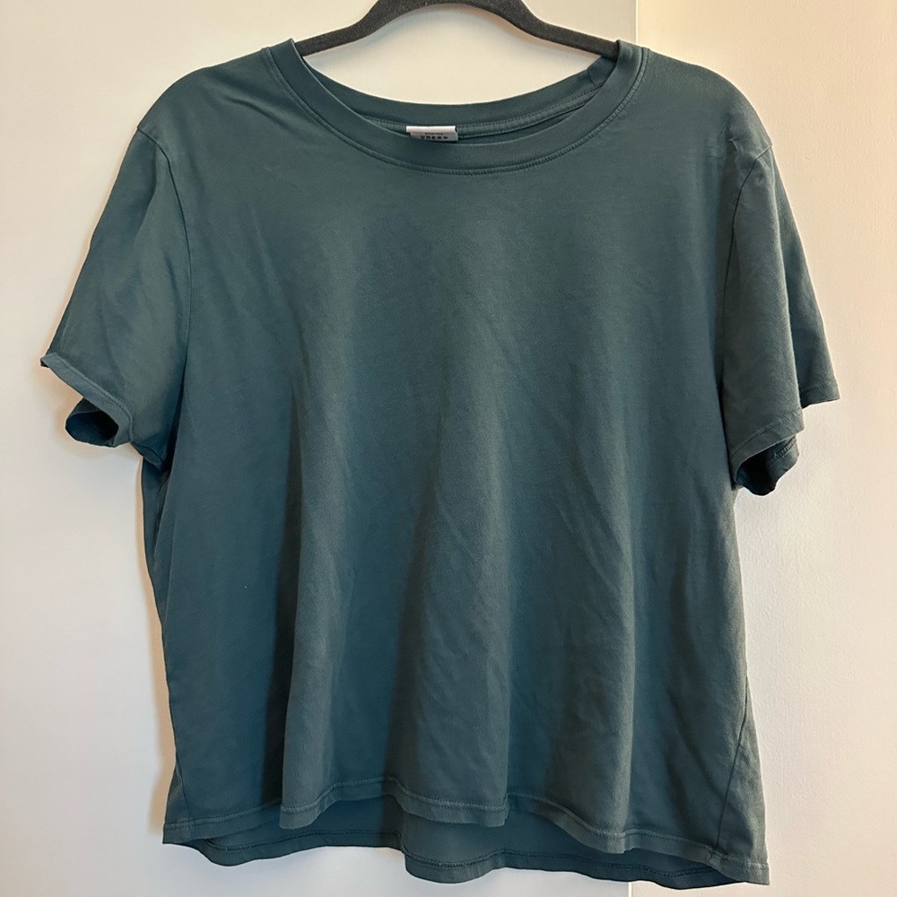 Cropped Outdoor Voices Tee